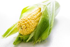 Чи можуть собаки їсти кукурудзу?
